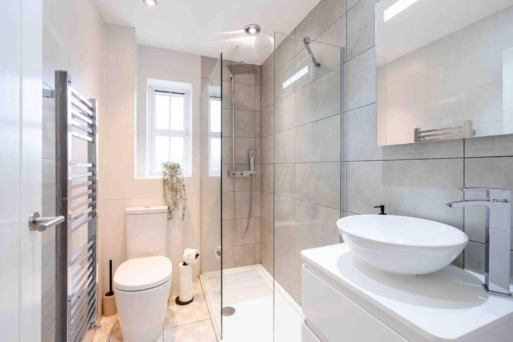 Stunning Abode 5 Min From Nec & Bhx, Pets Allowed مارستون غرين المظهر الخارجي الصورة