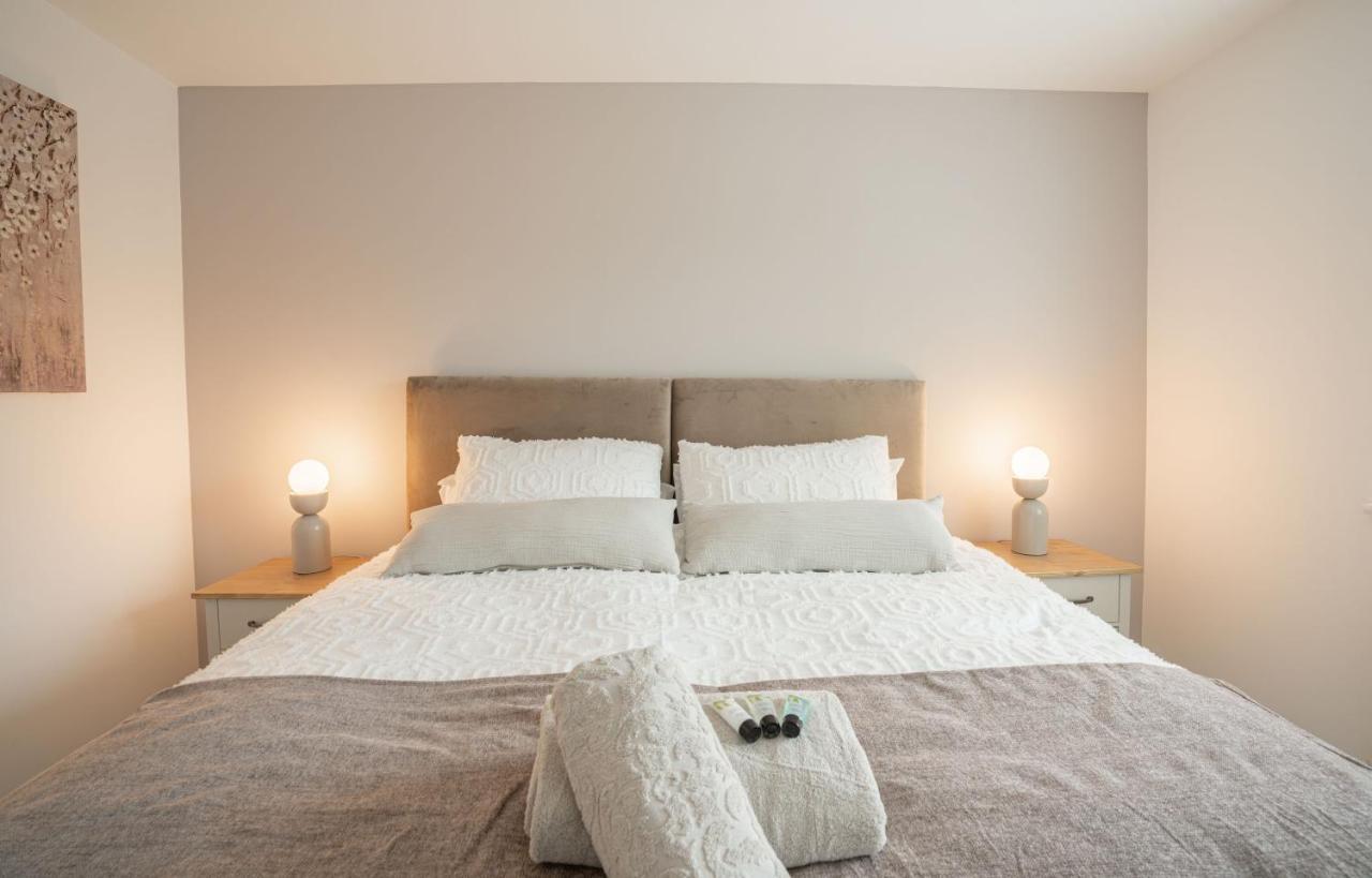 Stunning Abode 5 Min From Nec & Bhx, Pets Allowed مارستون غرين المظهر الخارجي الصورة
